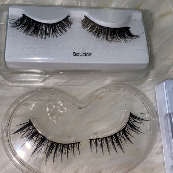 Bundle of false lashes - Picture 5 of 7